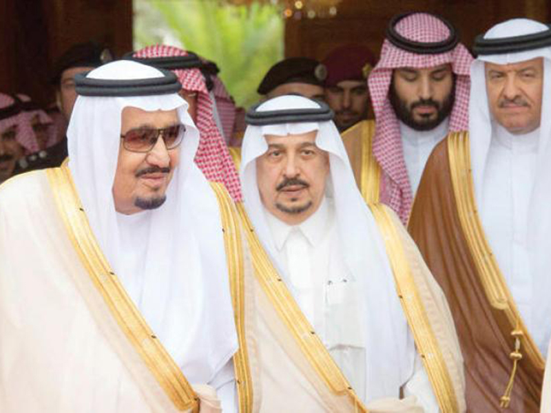 اضغط لمشاهدة الفيديو: أمير الرياض ينهي خلافًا حادًا بين شقيقين!
